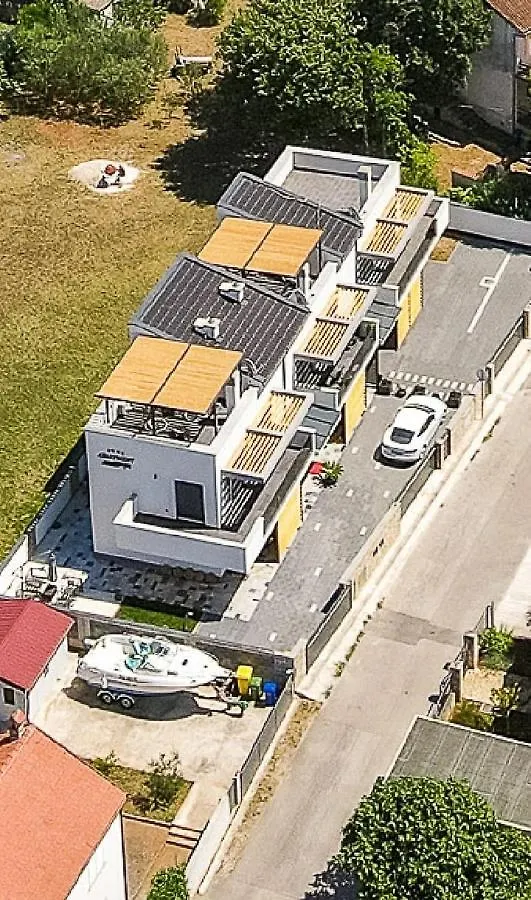 Crostar Apartment Pjescana Uvala